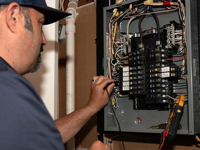 Electrical Panel & Circuit Breaker Specialists In Albany
